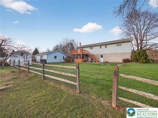 3199 West Dannersville Road, Moore Twp, PA 18067