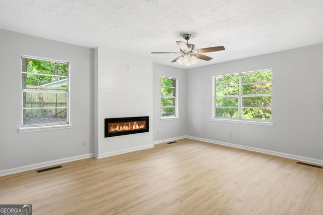 3842 Rhonda Lane, Gainesville, GA 30507