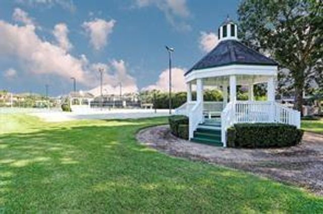 2130 Water Way, Seabrook, TX 77586
