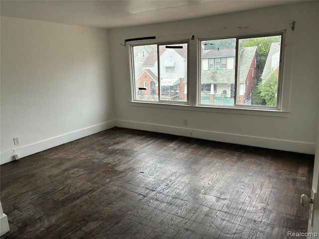 16846 Santa Rosa Drive, Detroit, MI 48221