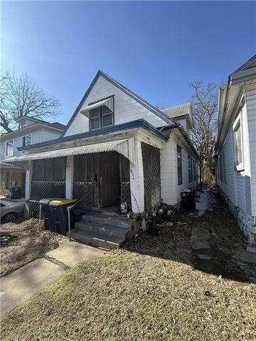 2744 Brooklyn Avenue, Kansas City, MO 64109