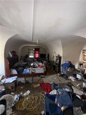 2744 Brooklyn Avenue, Kansas City, MO 64109