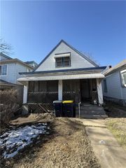2744 Brooklyn Avenue, Kansas City, MO 64109
