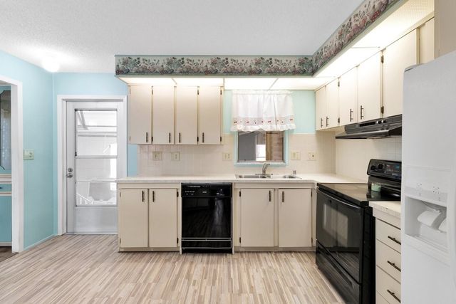 856 Periwinkle Circle, Barefoot Bay, FL 32976