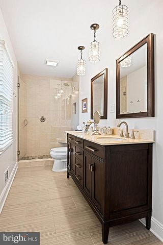 11202 CRANBROOK LN, Oakton, VA 22124