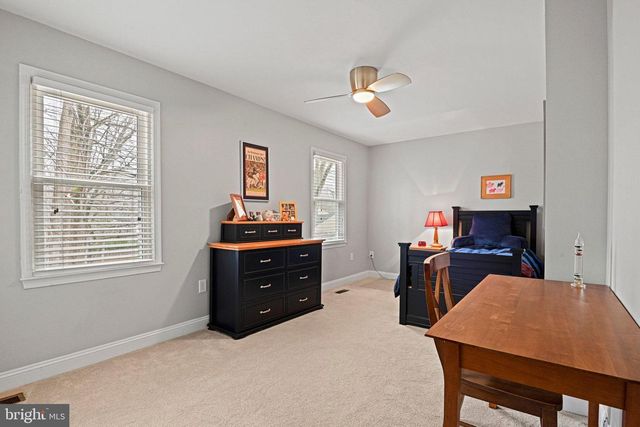 11202 CRANBROOK LN, Oakton, VA 22124