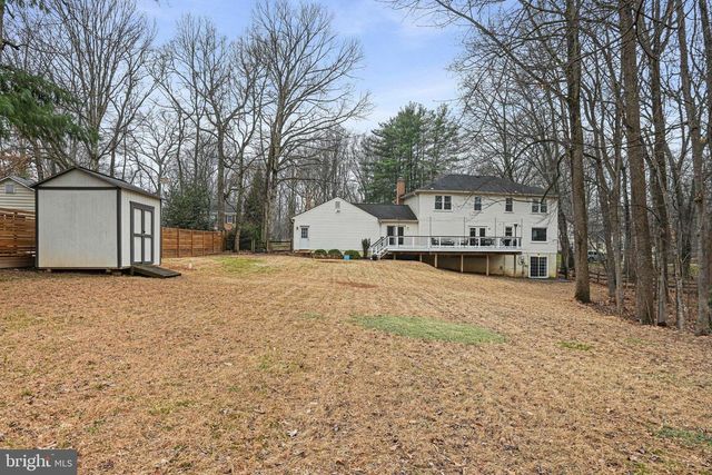 11202 CRANBROOK LN, Oakton, VA 22124