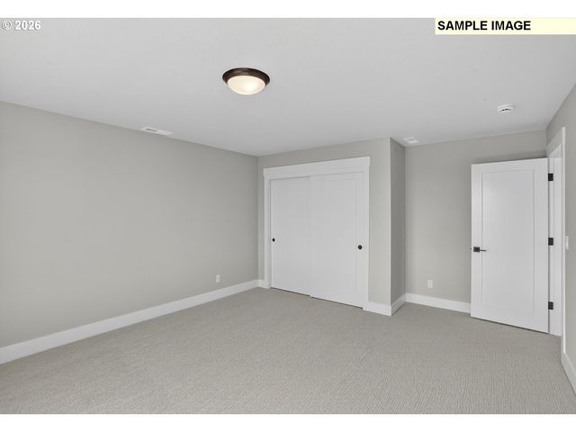 12112 Sw Turnagain Dr, Tigard, OR 97224