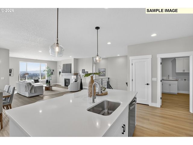 12112 Sw Turnagain Dr, Tigard, OR 97224