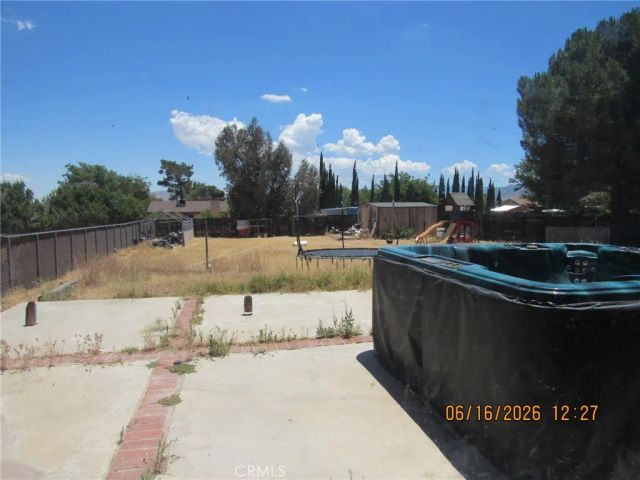 7183 Via Flores, Hesperia, CA 92345