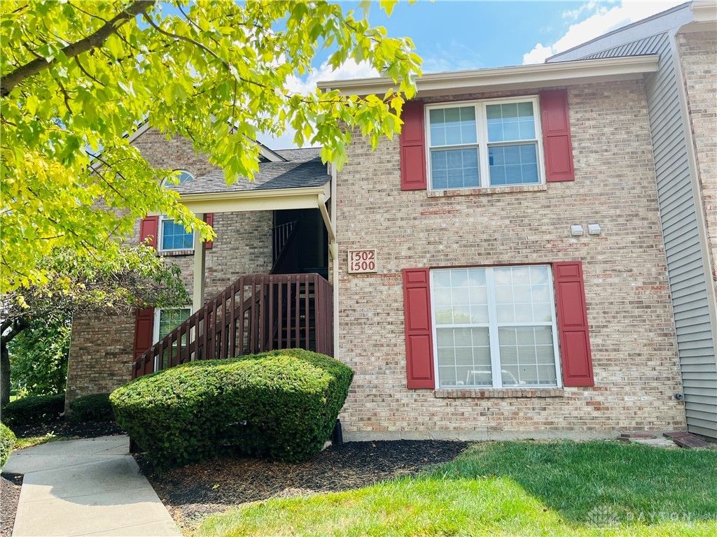 1502 Spinnaker Way, Dayton, OH 45458