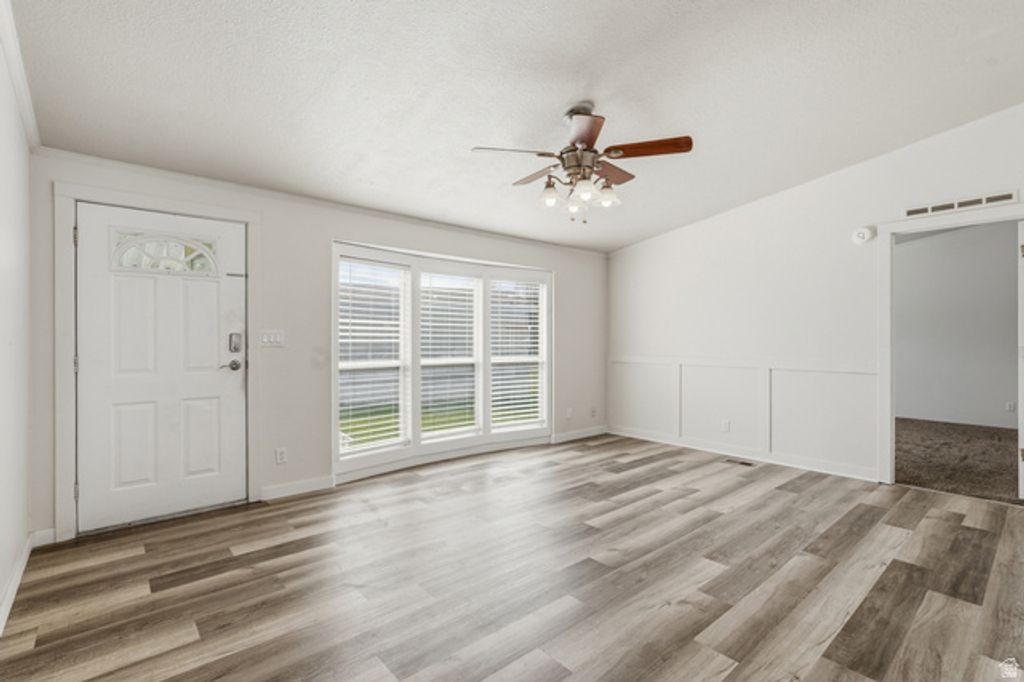 Image 6 of property listing at 22 SUNRISE DR, Preston, ID 83263