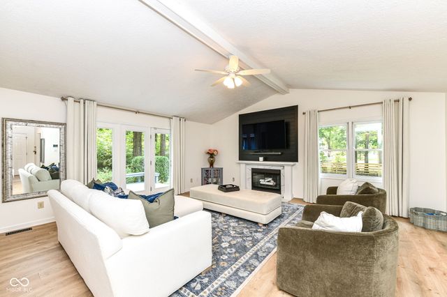 6189 E Neitzel Road, Mooresville, IN 46158