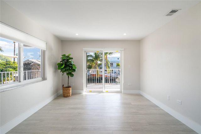 392 Laguna Ave, Key Largo, FL 33037