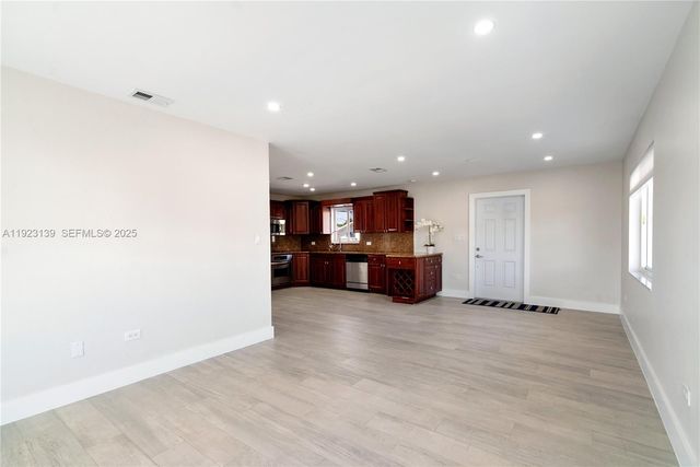 392 Laguna Ave, Key Largo, FL 33037