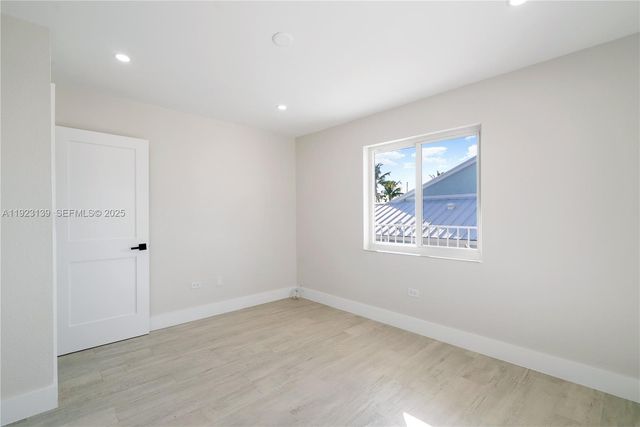 392 Laguna Ave, Key Largo, FL 33037