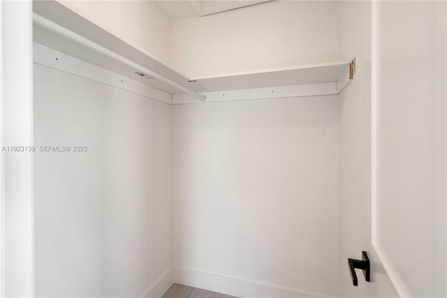 392 Laguna Ave, Key Largo, FL 33037