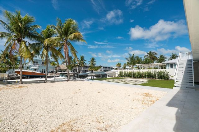 392 Laguna Ave, Key Largo, FL 33037
