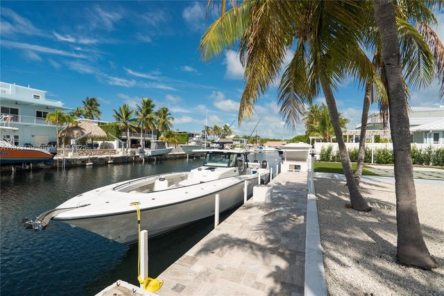 392 Laguna Ave, Key Largo, FL 33037
