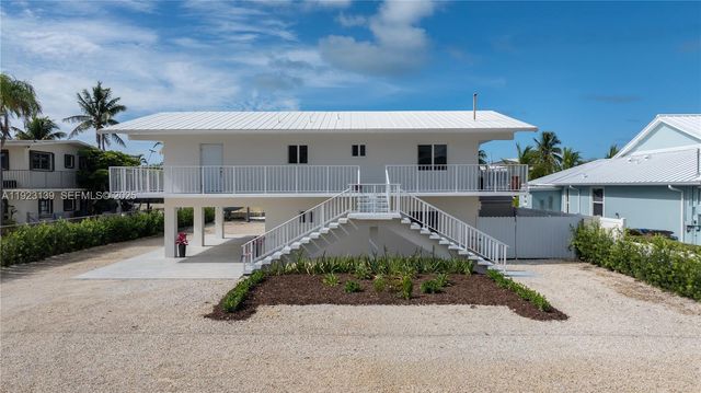 392 Laguna Ave, Key Largo, FL 33037