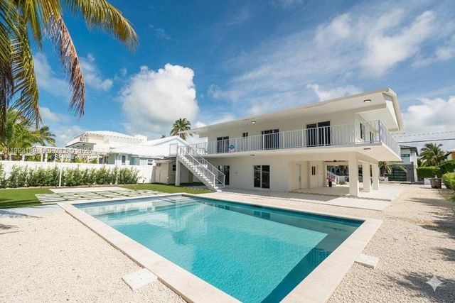 392 Laguna Ave, Key Largo, FL 33037