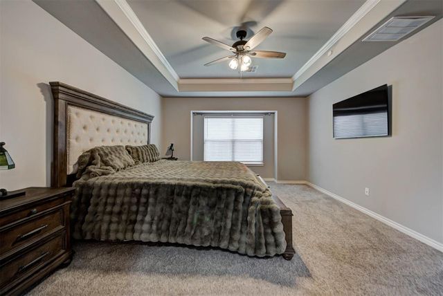 14209 Kamber Drive, Yukon, OK 73099
