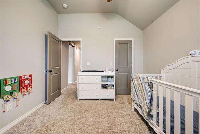14209 Kamber Drive, Yukon, OK 73099