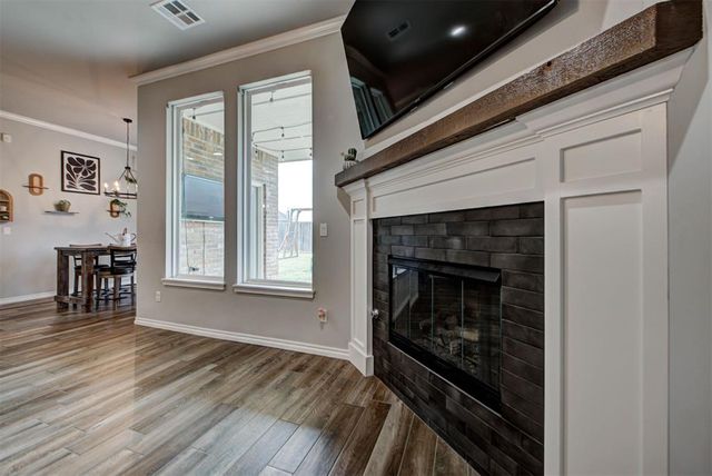 14209 Kamber Drive, Yukon, OK 73099