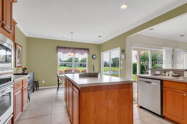 74 Concession Oak Dr, Bluffton, SC 29909