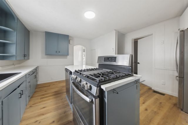 801 E Marion Street, Knoxville, IA 50138