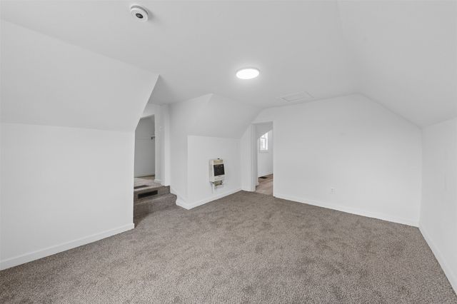 801 E Marion Street, Knoxville, IA 50138