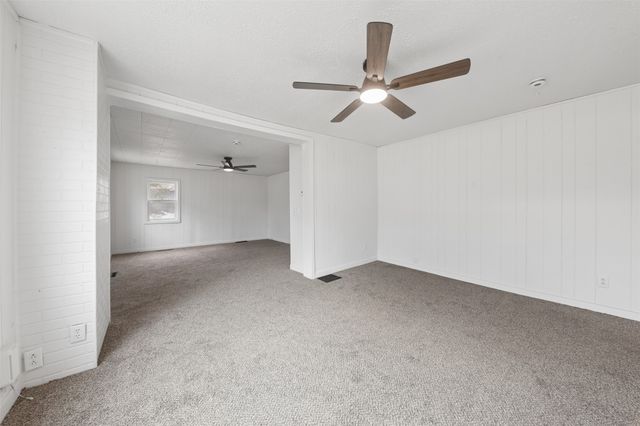 801 E Marion Street, Knoxville, IA 50138