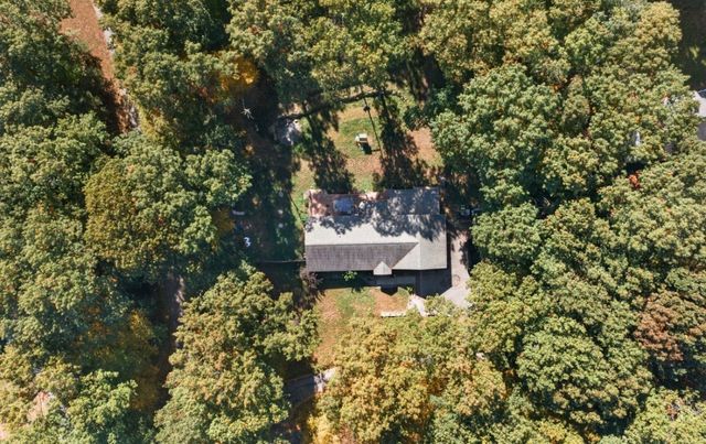 100 Sprague St, Northbridge, MA 01534