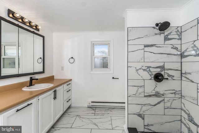 10 S WASHINGTON STREET, Mechanicsburg, PA 17055