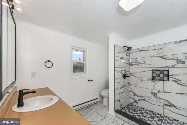 10 S WASHINGTON STREET, Mechanicsburg, PA 17055