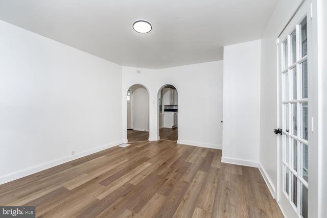 10 S WASHINGTON STREET, Mechanicsburg, PA 17055