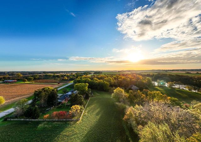 16535 Plank ROAD, Union Grove, WI 53182