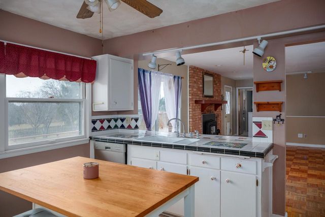 16535 Plank ROAD, Union Grove, WI 53182