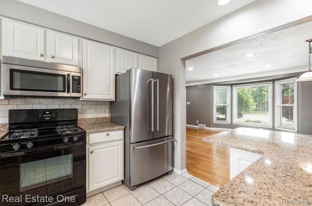 4313 Berkshire Road, Royal Oak, MI 48073