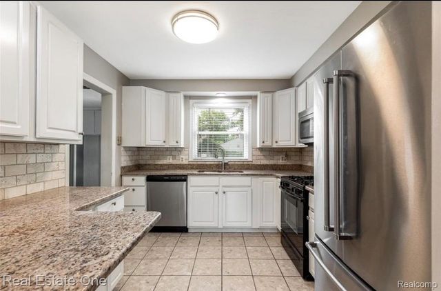 4313 Berkshire Road, Royal Oak, MI 48073