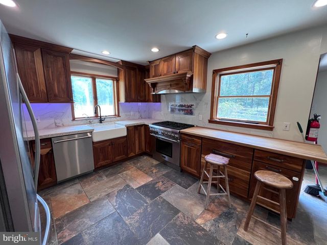 2328 TREMONT AVENUE AVE, Atco, NJ 08004