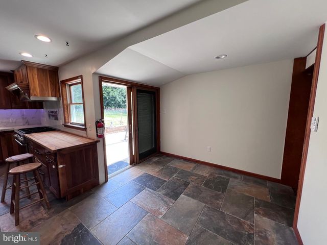 2328 TREMONT AVENUE AVE, Atco, NJ 08004