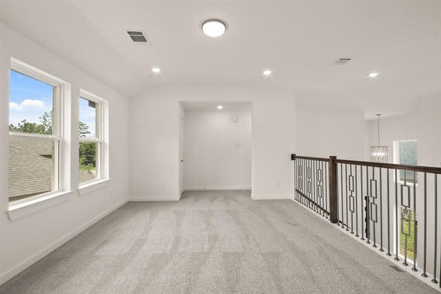 122 Canary Island Circle, Montgomery, TX 77316