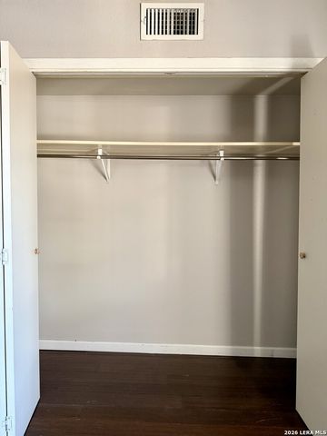 170 De Chantle Rd Apt 107, San Antonio, TX 78201