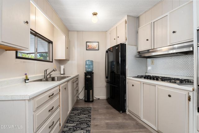 142 Via Rosal, Camarillo, CA 93012