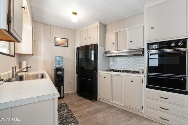 142 Via Rosal, Camarillo, CA 93012