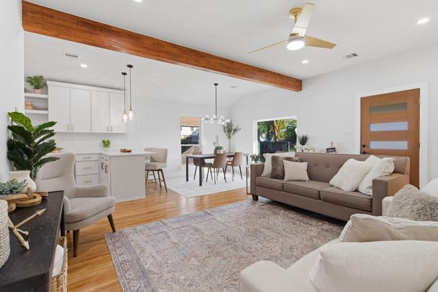 5002 Park Drive, Houston, TX 77023