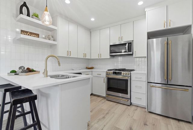 5002 Park Drive, Houston, TX 77023