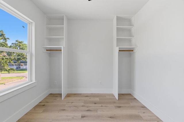 5002 Park Drive, Houston, TX 77023