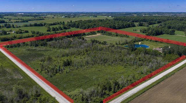W985 Fur Farm ROAD, New Holstein, WI 53061